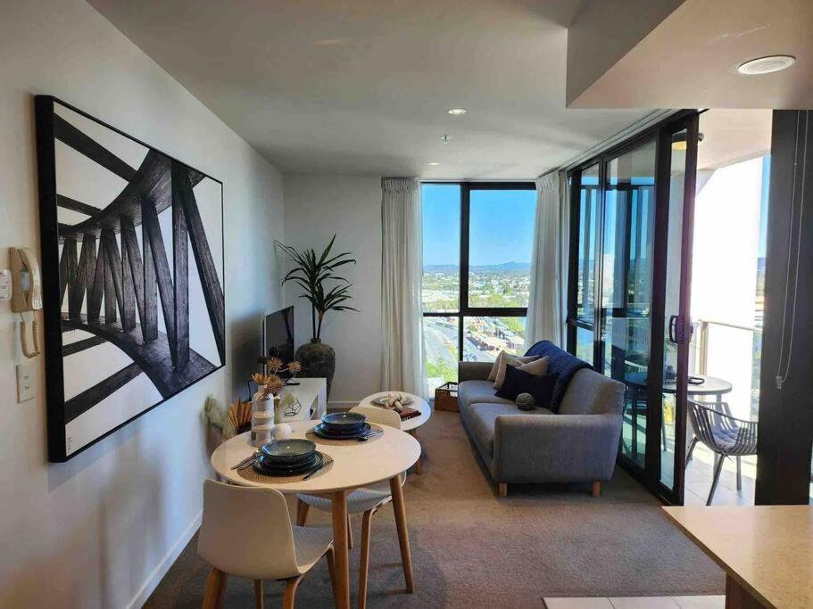 Broadbeach Business Or Leisure Guldkusten Exteriör bild