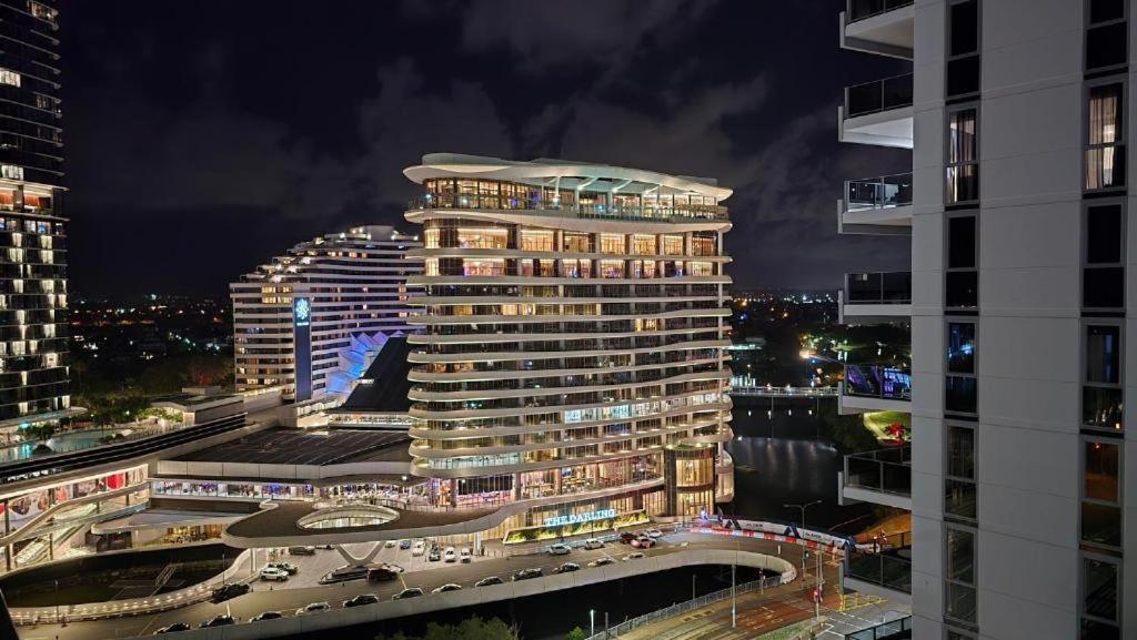 Broadbeach Business Or Leisure Guldkusten Exteriör bild